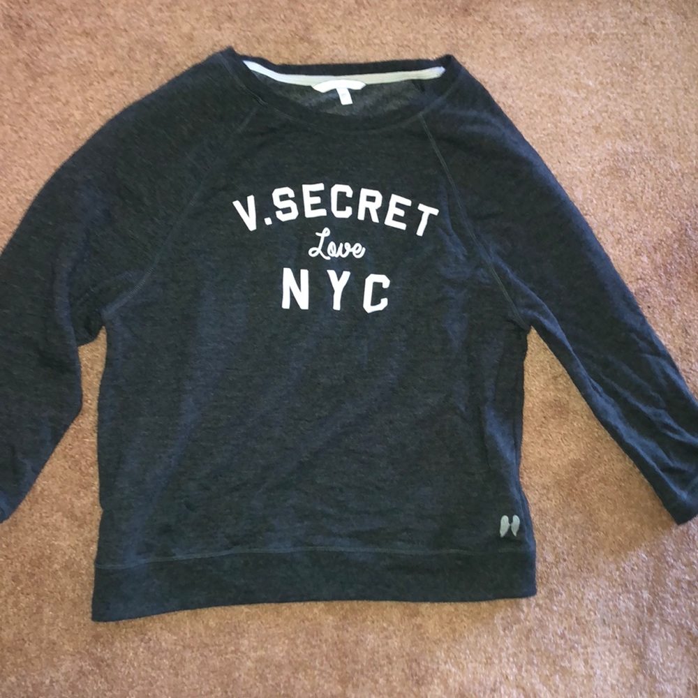 vs crew neck